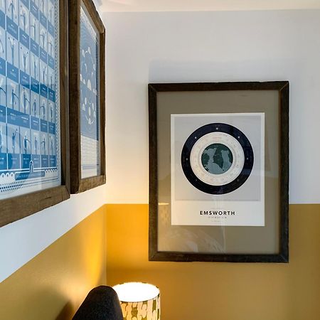 The Blue Bell Inn Emsworth Εξωτερικό φωτογραφία